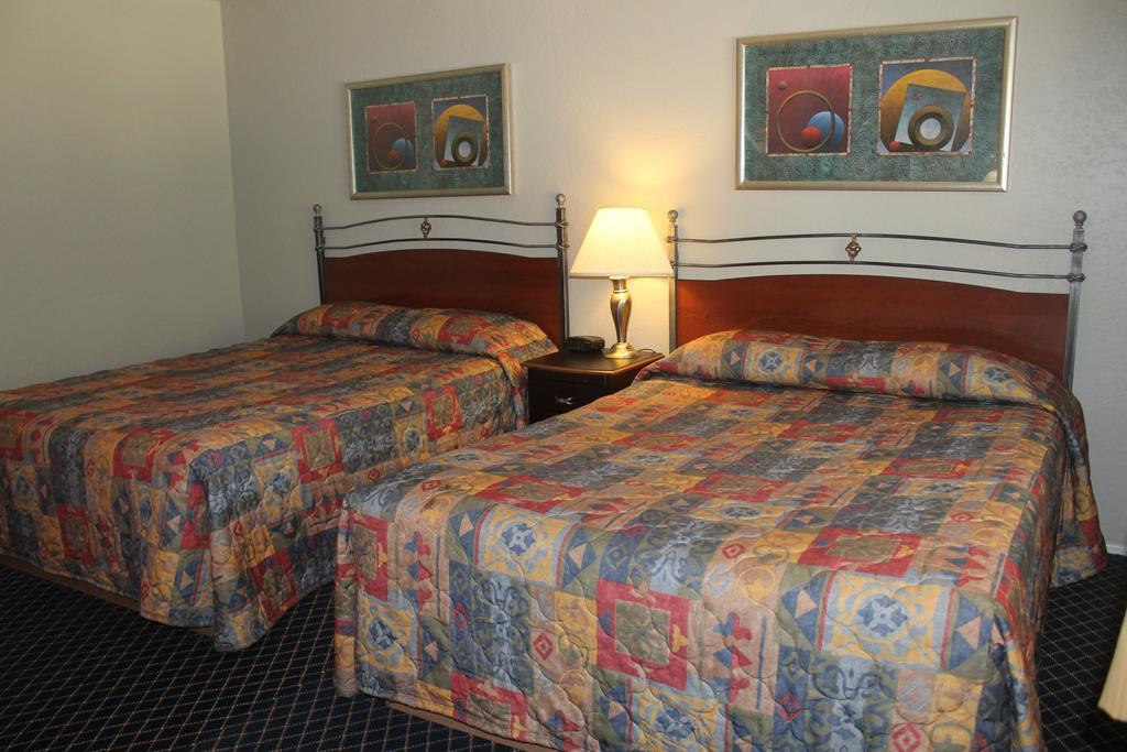 Motel Golden Chain Grass Valley